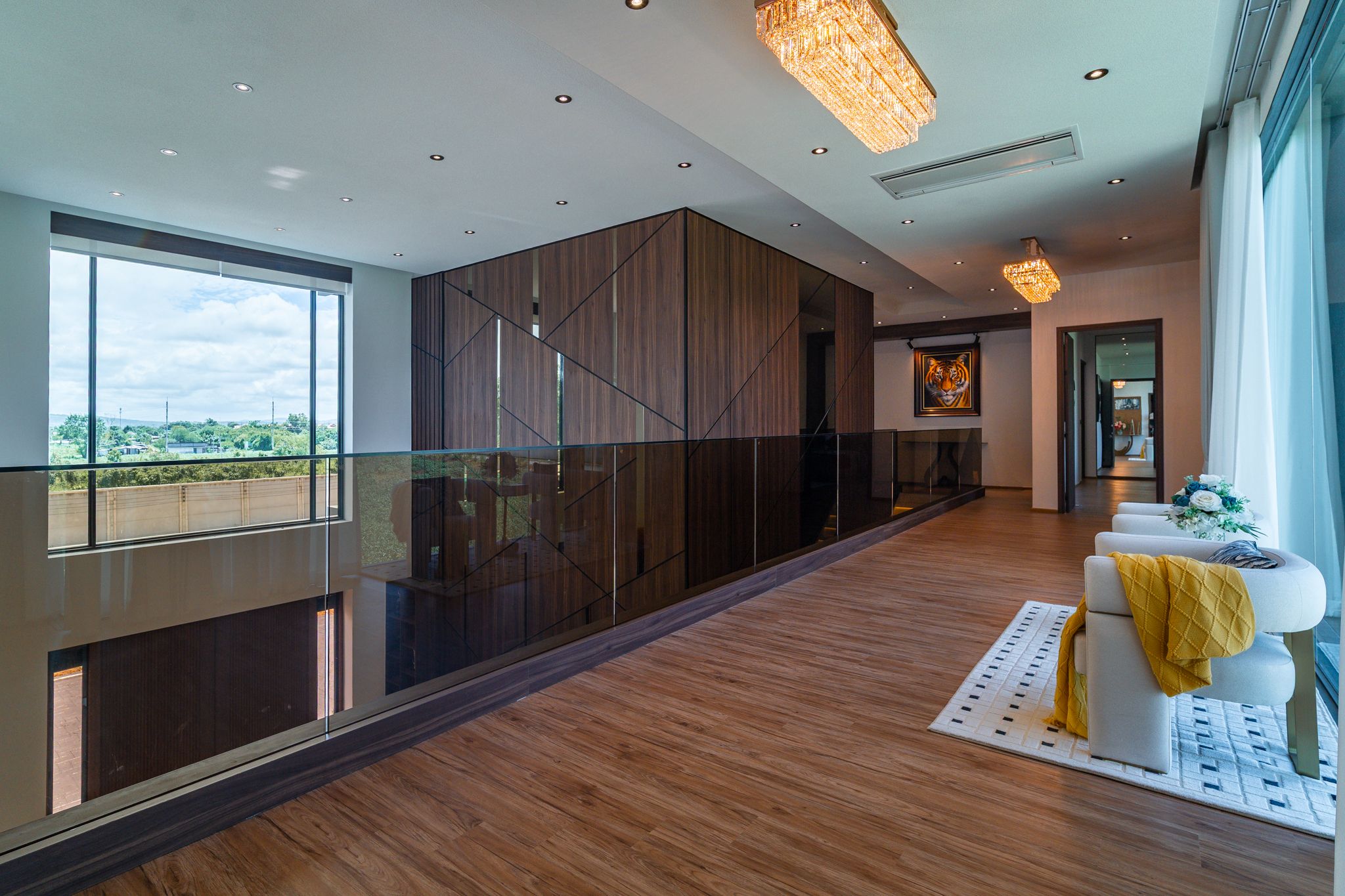 Lux Modern 26