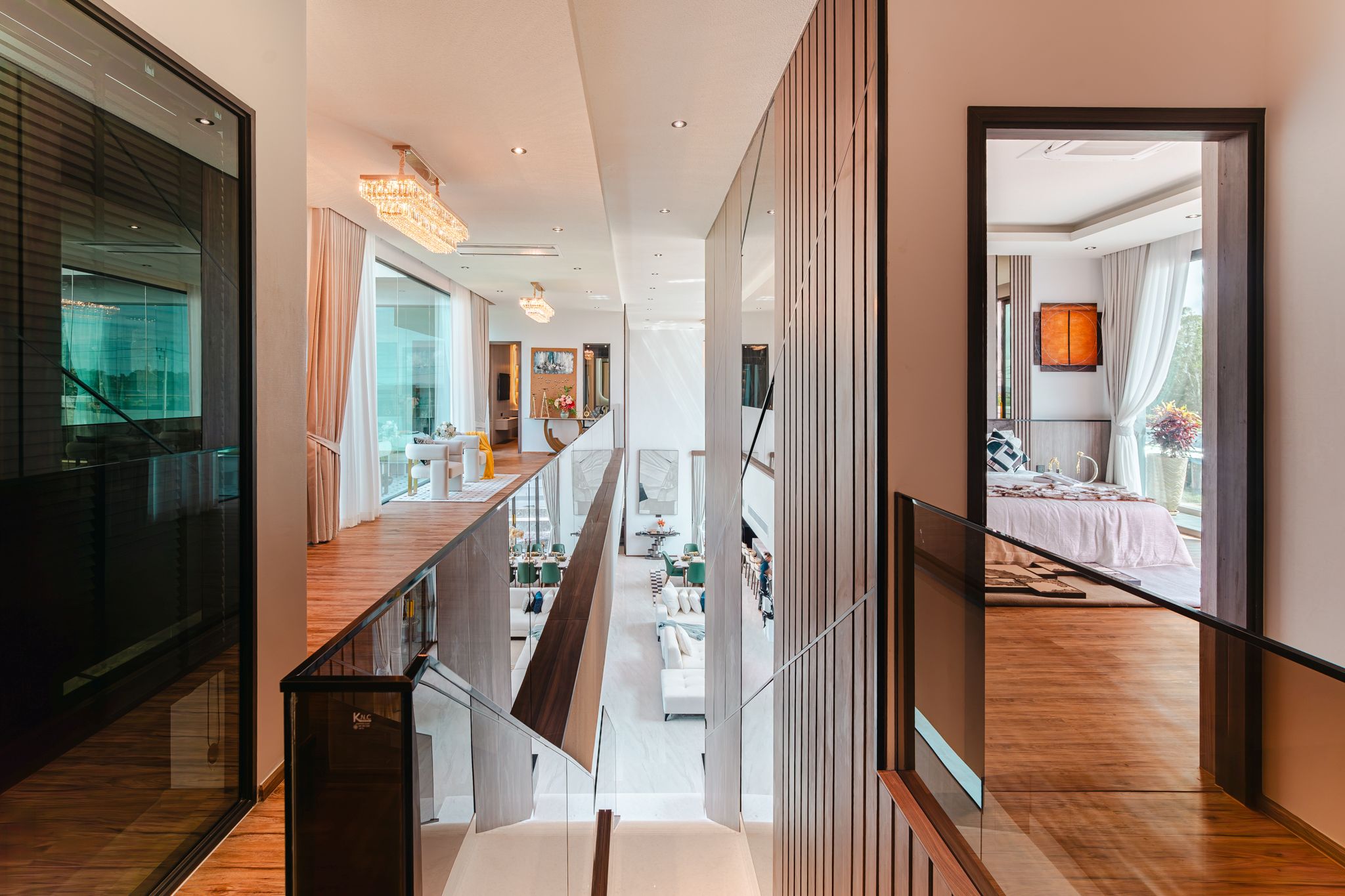 Lux Modern 32