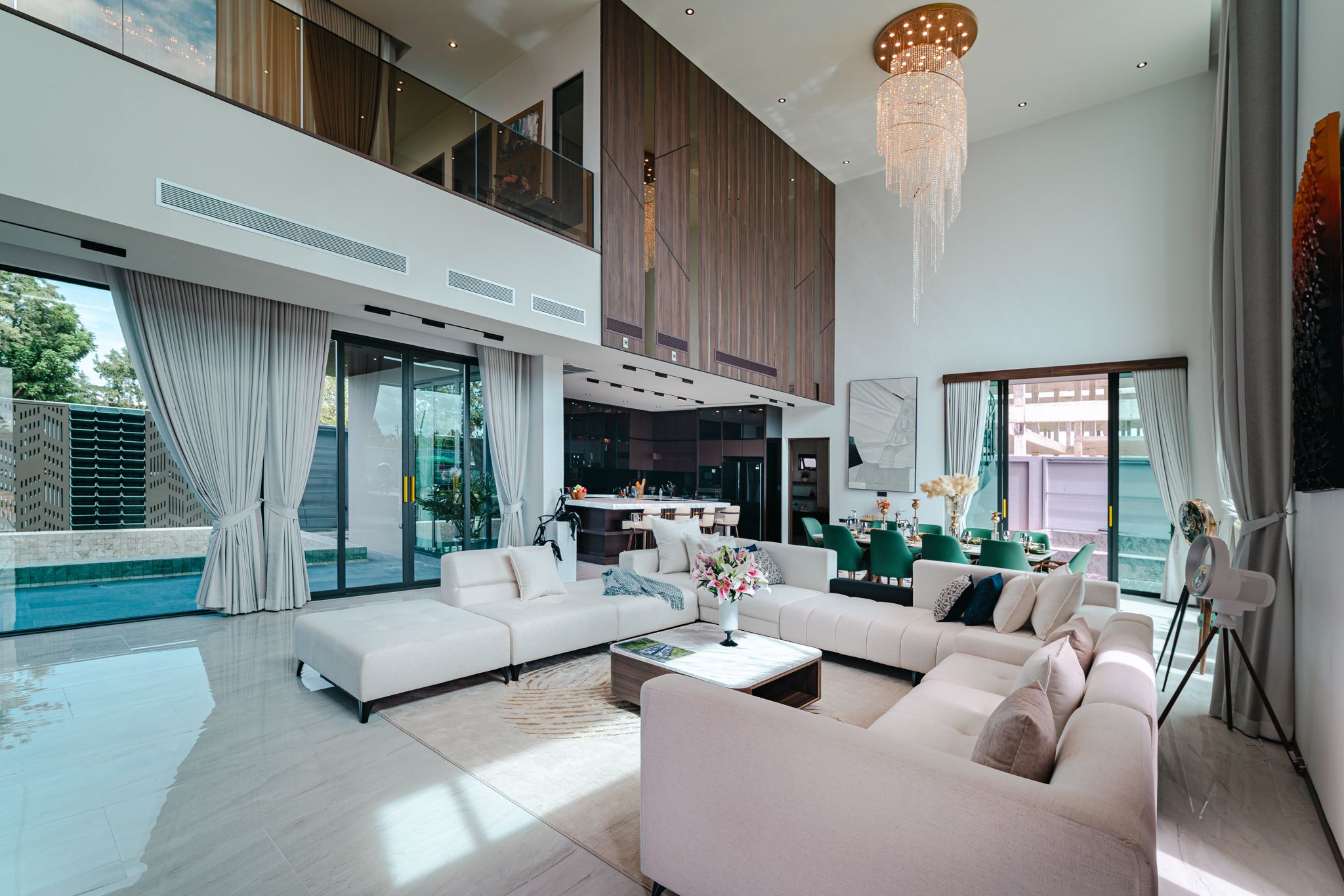 Lux Modern 38